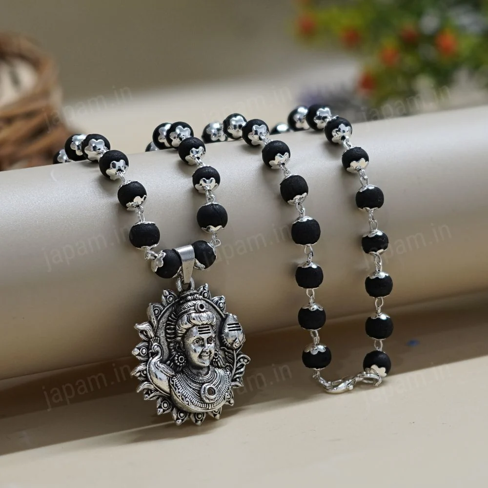 Silver Plated Karungali Vetri Necklace With Murugan Pendant